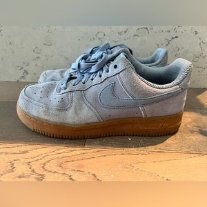 Nike AF1 Suede